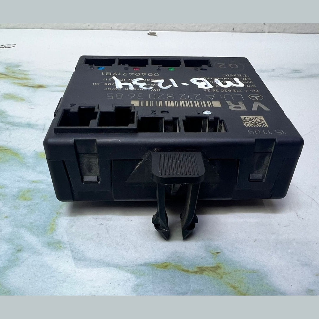 2010-2012 Mercedes-Benz E63 AMG Door Control Module A2128203685 W204 C-Class