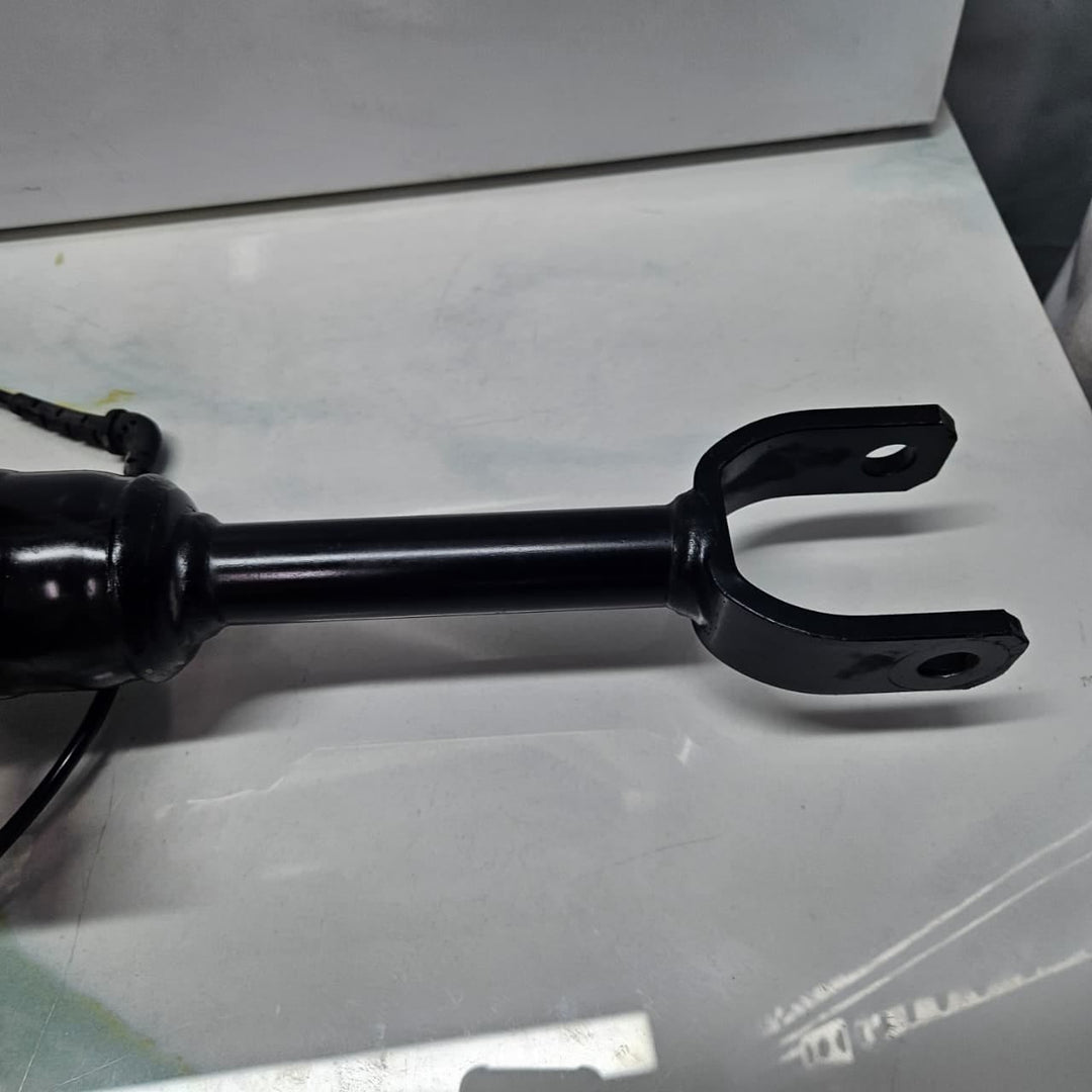 OEM BMW 7 Series F01 F02 F03 F04 Front Left Strut Assembly RWD 6863147