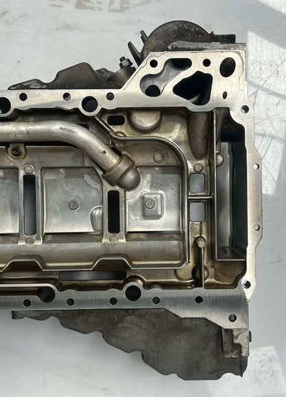 2012-2016 BMW M5 Upper Engine Oil Pan 7843143 M6 F12 F13 4.4L twin turbo S63