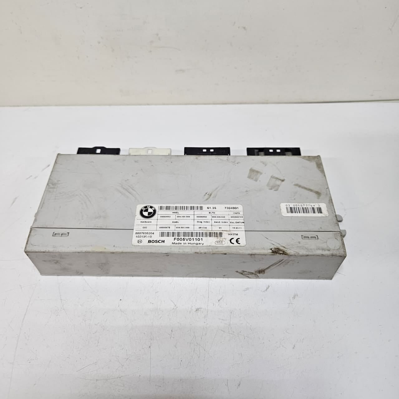 OEM BMW 5 Series F11 Tailgate Control Unit 7304901
