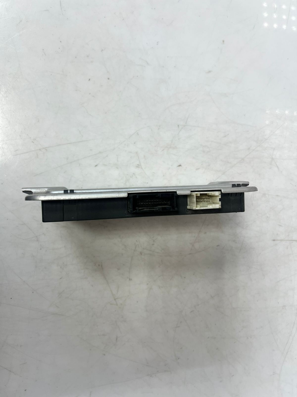 2010-2016 BMW 550i F10 F12 F01 F25 F26 Footwell Light Control Module 9247063 OEM