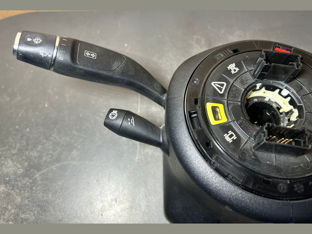 15-20 Mercedes W213 Steering Column Control Switches Assembly A213 9002923