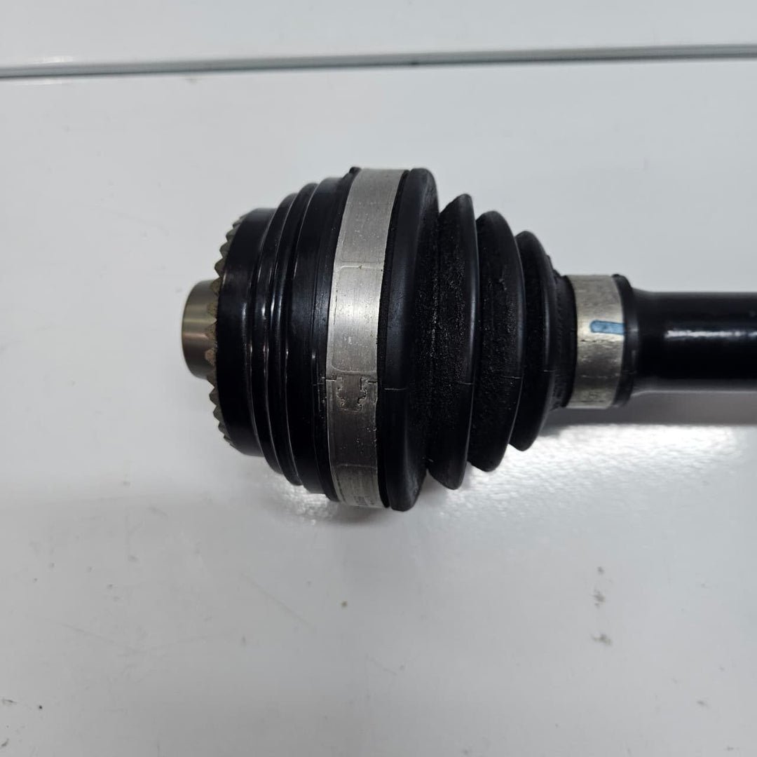 BMW 3 4 Series G20 G21 G22 G23 G26 Rear Left Drive Shaft 8482603 2020-2023