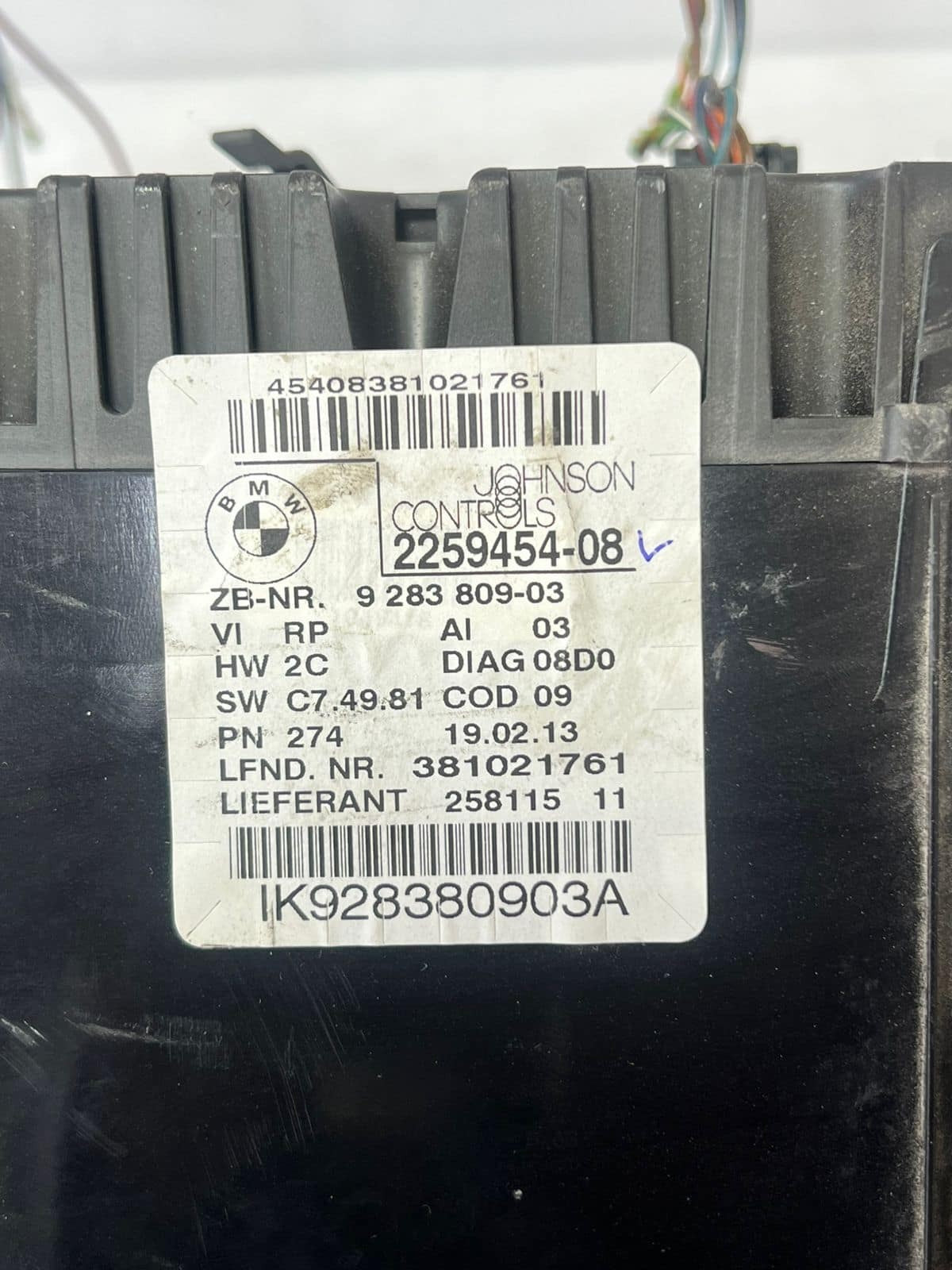BMW E90, E91, E92, E93 3' E84 X1 Speedometer Instrument Cluster 9283809 OEM