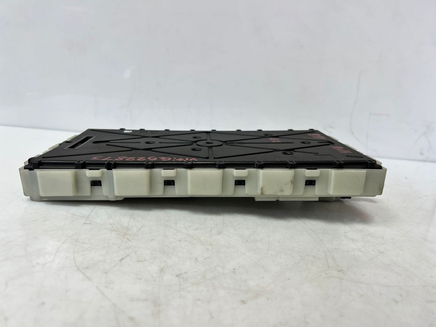 2016 BMW 750i 7 Series G11 G12 Body Domain Controller BDC 6821232 OEM