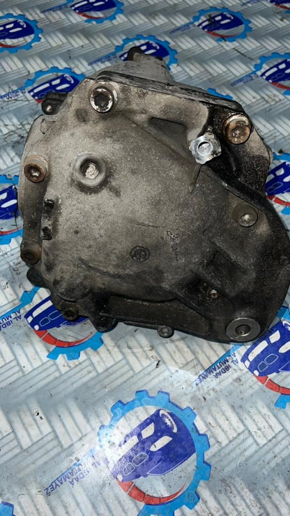 2014-2015 BMW 535d Rear Differential 7630820 5 Series F10 F11 730D 530D 2.56 