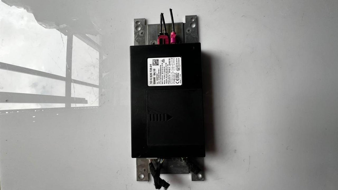 BMW Telematic Control Module 1D6820728-01 6 Series DBA-6A30