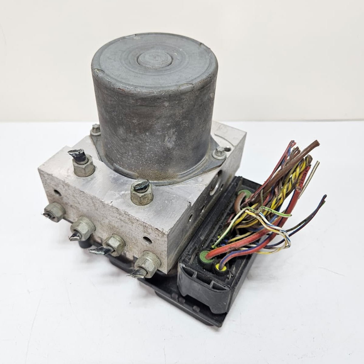 2010 BMW X1 E84 ABS Pump Hydraulic Unit 6798991 USED
