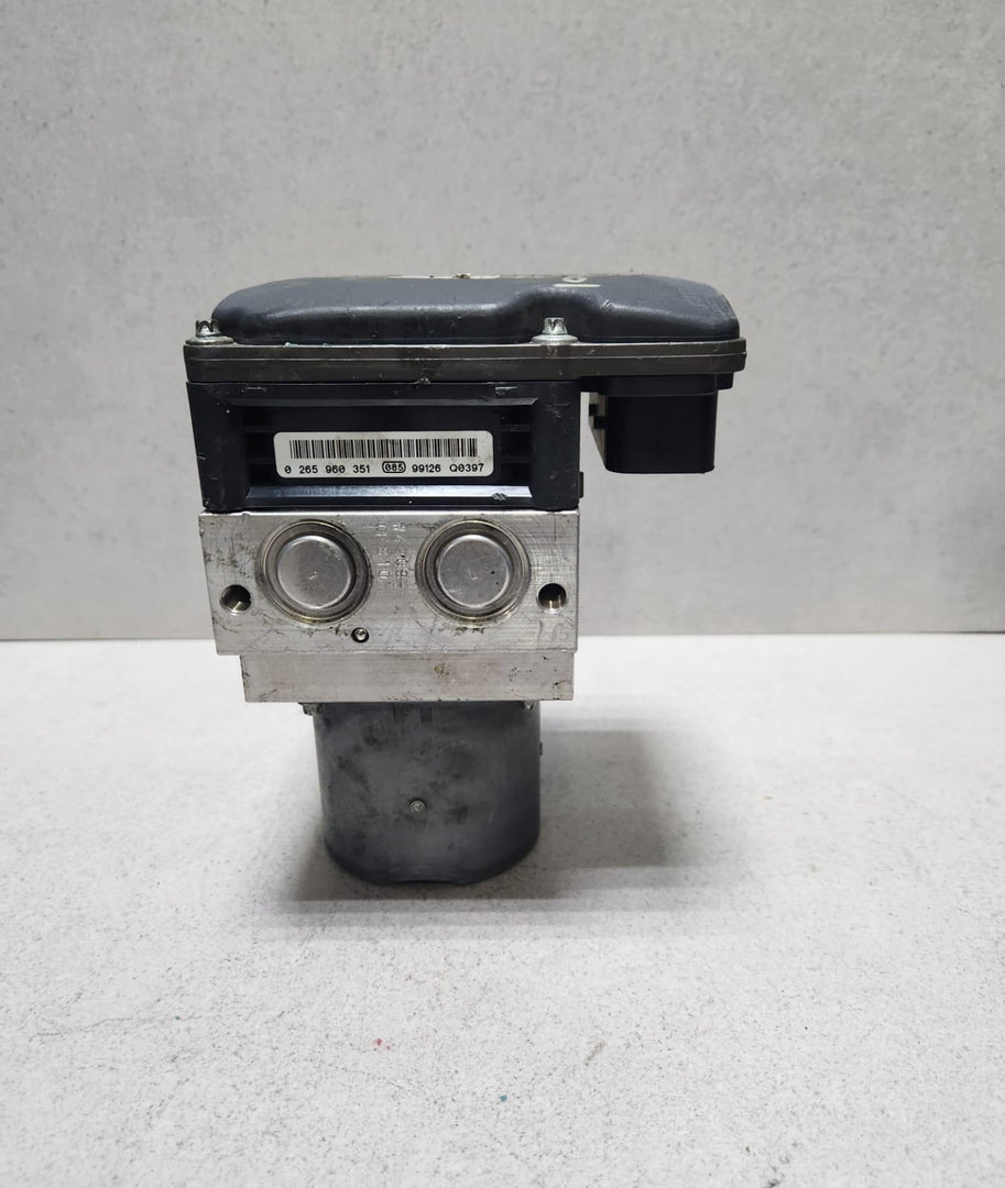 2007-2013 BMW X5 Abs Anti Lock Brake Pump 6795778 X5 E70 and X6 E71