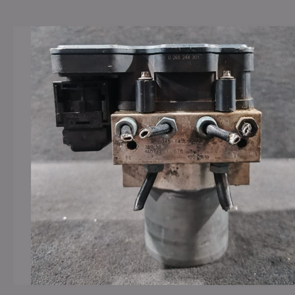 BMW 5 Series F10 F11 Anti lock Braking System DSC Module Hydraulic Unit 6868335
