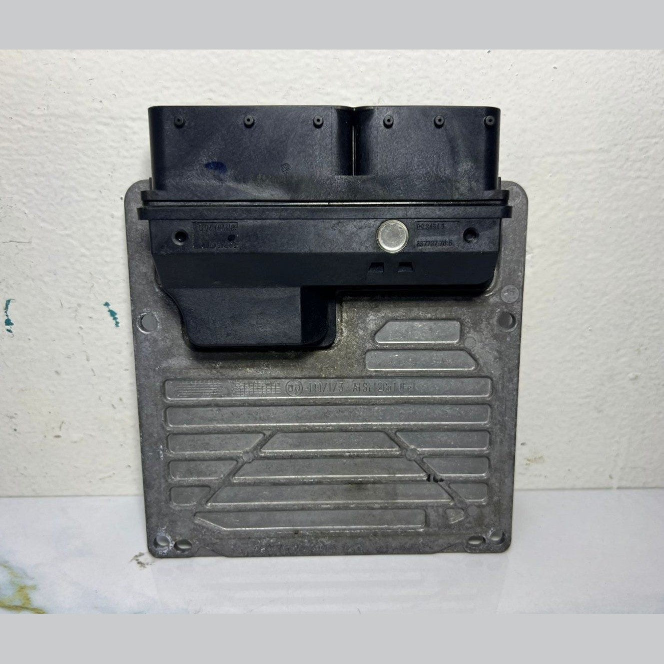 Mercedes-Benz Engine Control Unit A 271 153 91 79
