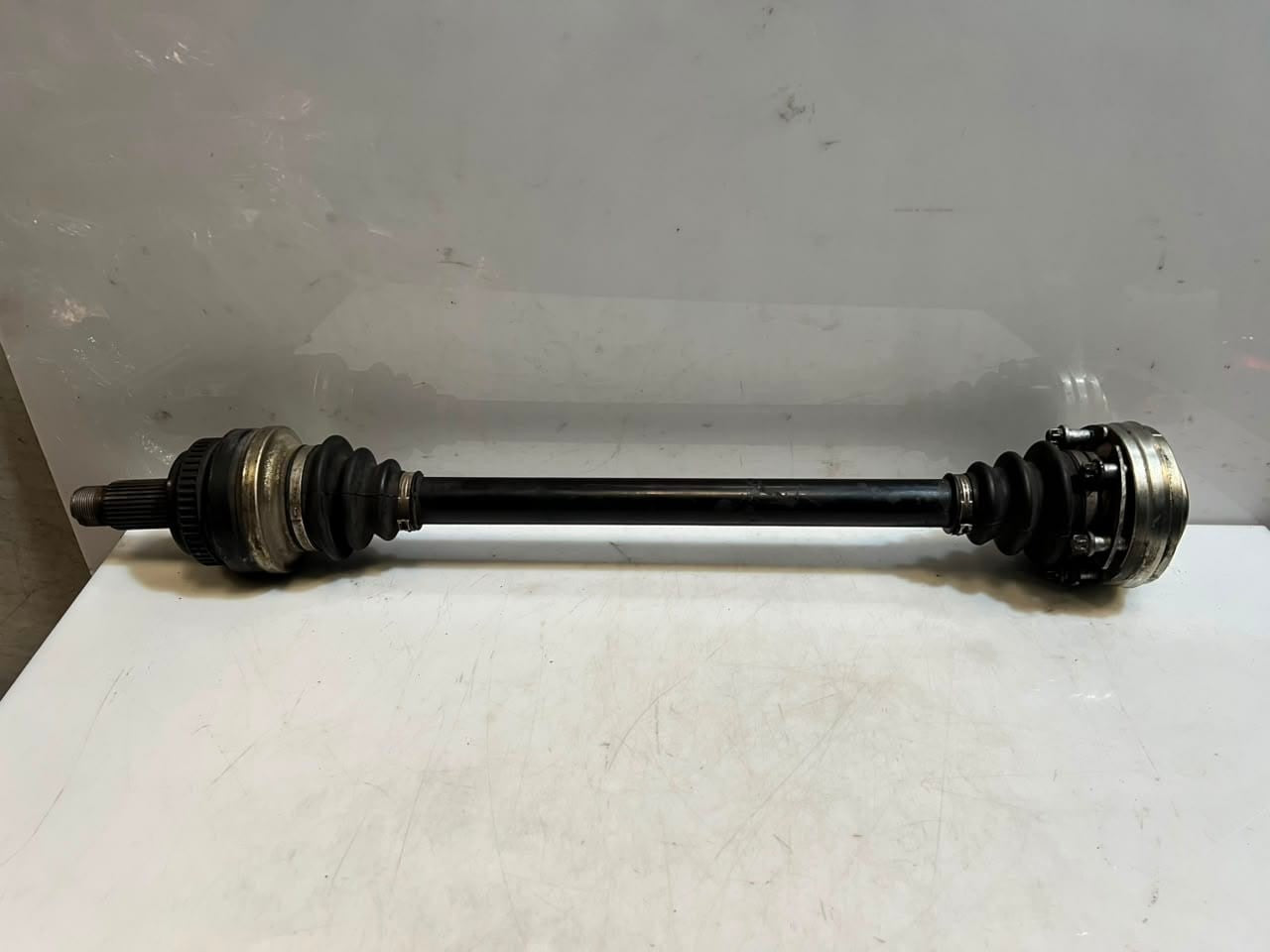 2006-2010 BMW X3 E83 E90 E91 Rear Axle Output Drive Shaft 3417392