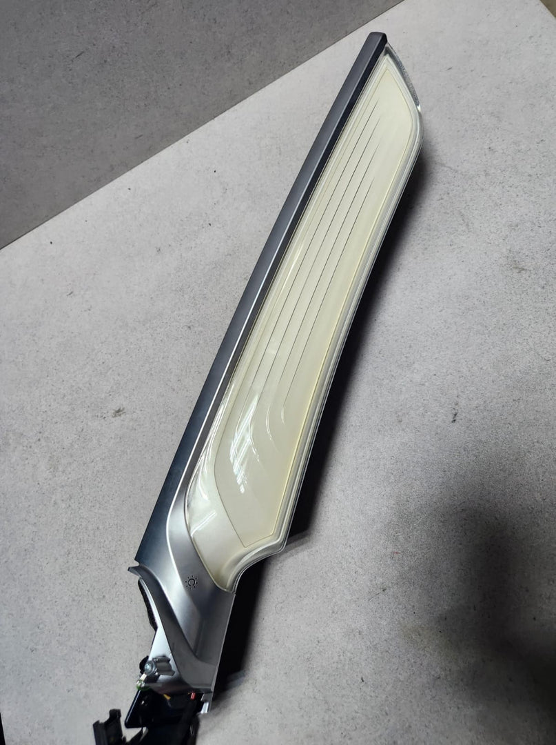 2016-2022 BMW 740i Rear Door Interior Light 7469541  7 Series G11 G12 