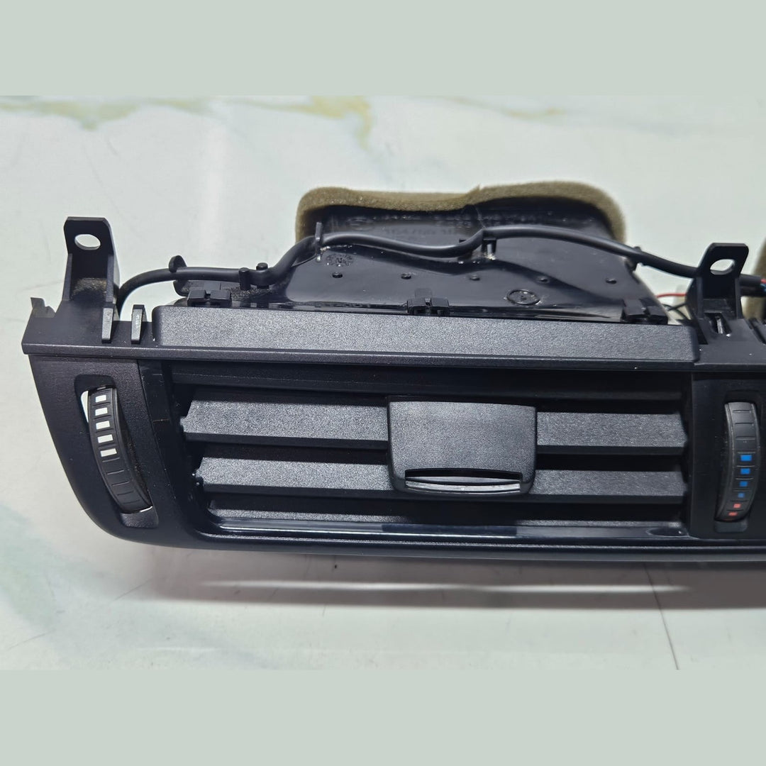 2012-2018 BMW X5 F15 Dashboard Center Air Vent Grille 9252648 OEM