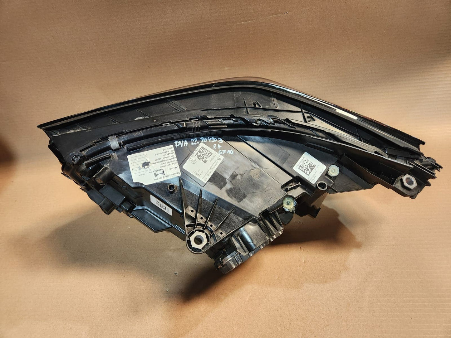 Genuine BMW Adaptive LED Headlight 5A798D2 5 Series G60 G61 and M5
