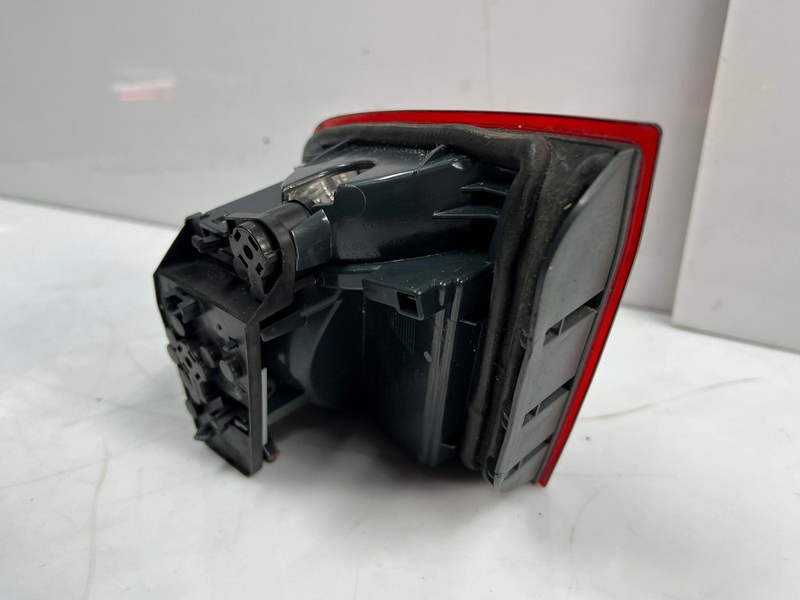 BMW Rear Light Trunk Lid BMW F10 LEFT 7306163 RIGHT 7306164