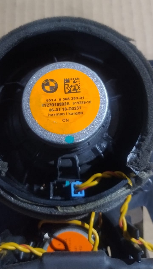 BMW 750i XDRIVE G11 G12 DASH DASHBOARD CENTER AUDIO SPEAKER W/ HOUSING  9299505