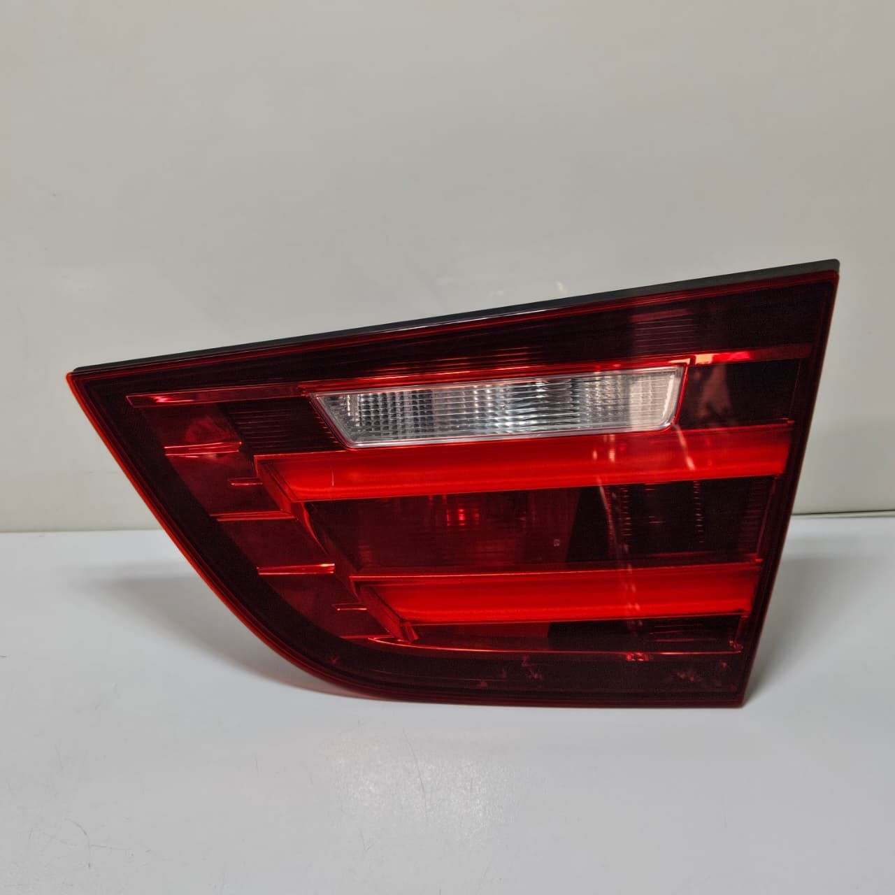 2014-2016 BMW 328i 335i GT xDrive Inner Tail Light 7286034 3 Series GT F34