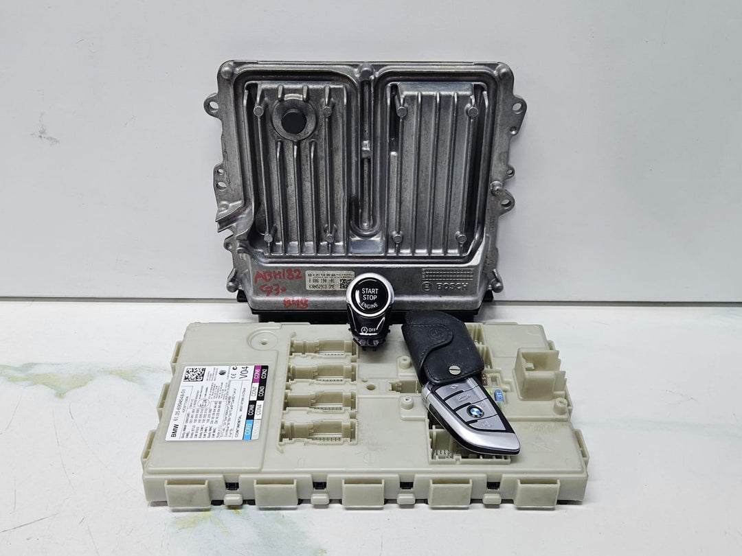 2017 BMW G30 530i B48 RHD Engine Control Unit ECU SET DME 8686190 OEM
