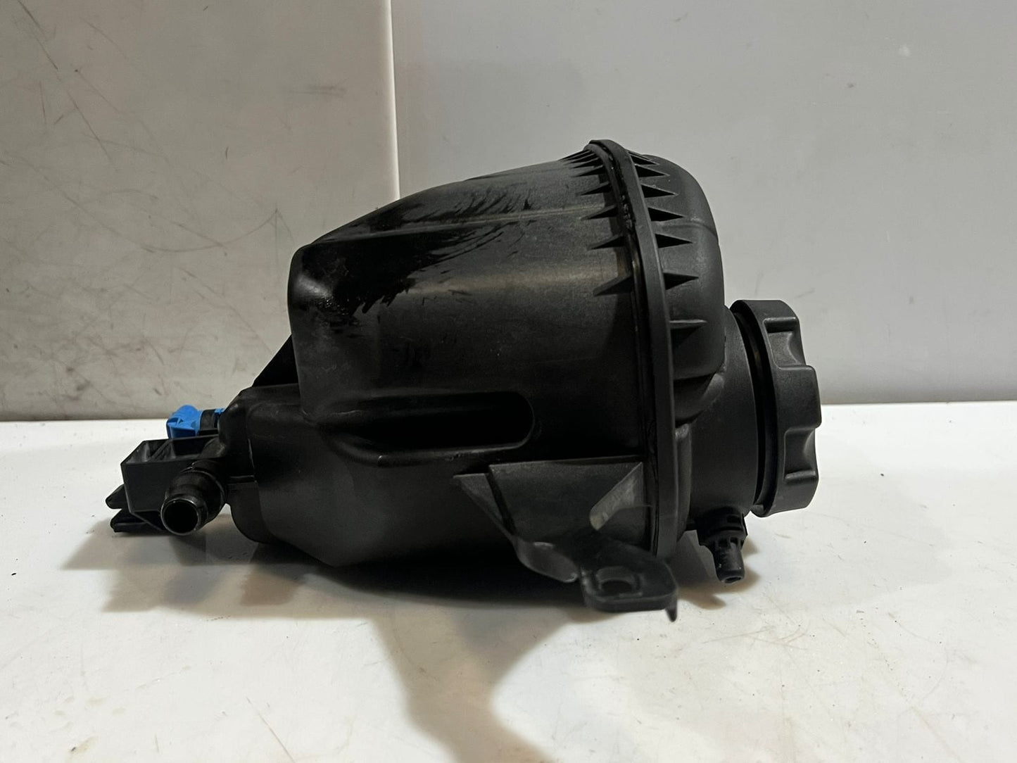 2011-2016 BMW 528i Coolant Expansion Tank 7601950