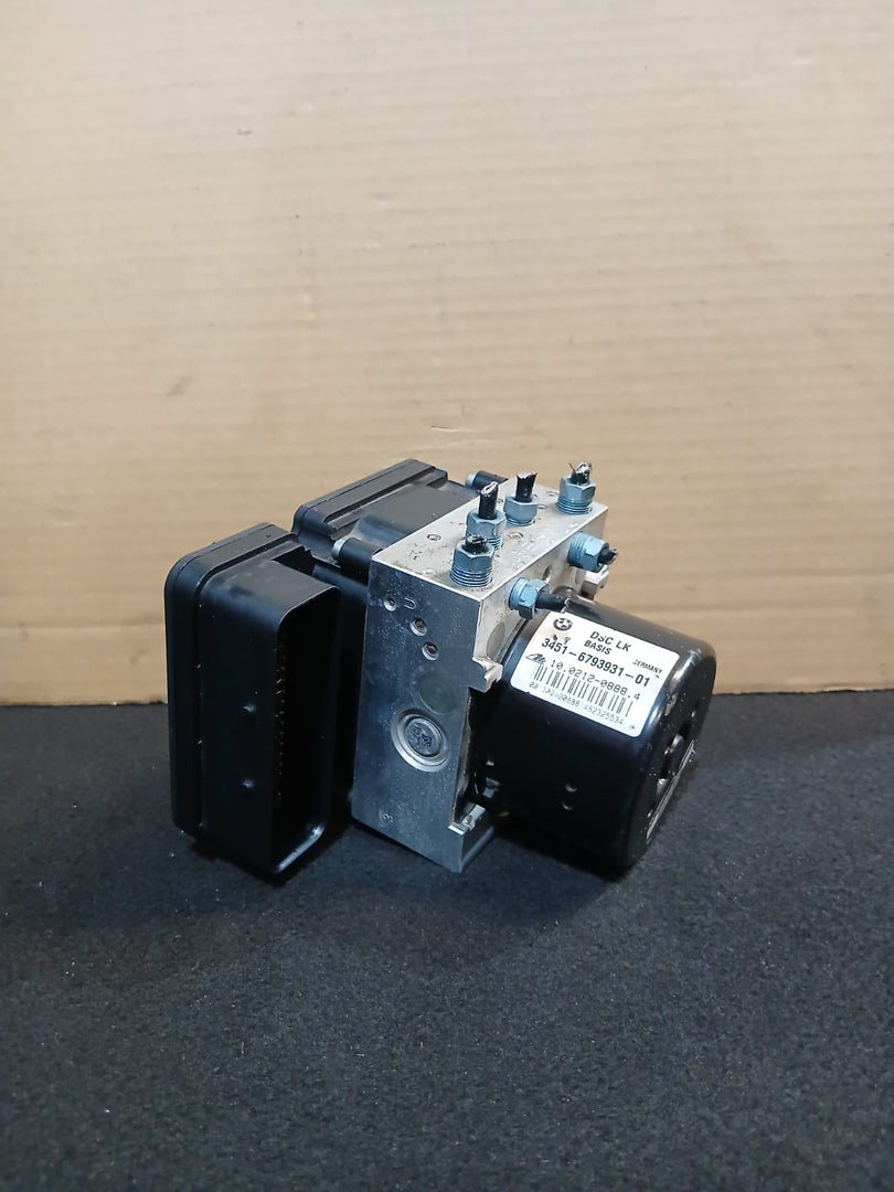 OEM BMW F30 F20 ABS BRAKE PUMP SYSTEM ANTI LOCK WITH MODULE 6793936 6793931