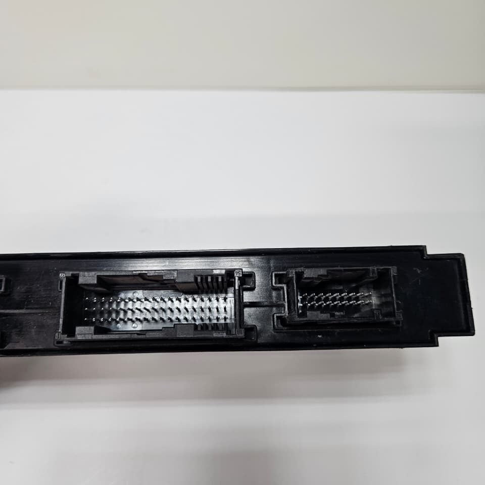 BMW F10 F11 F12 F13 5 6 series ELECTRONICS BODY CONTROL JUNCTION BOX V12 9288418