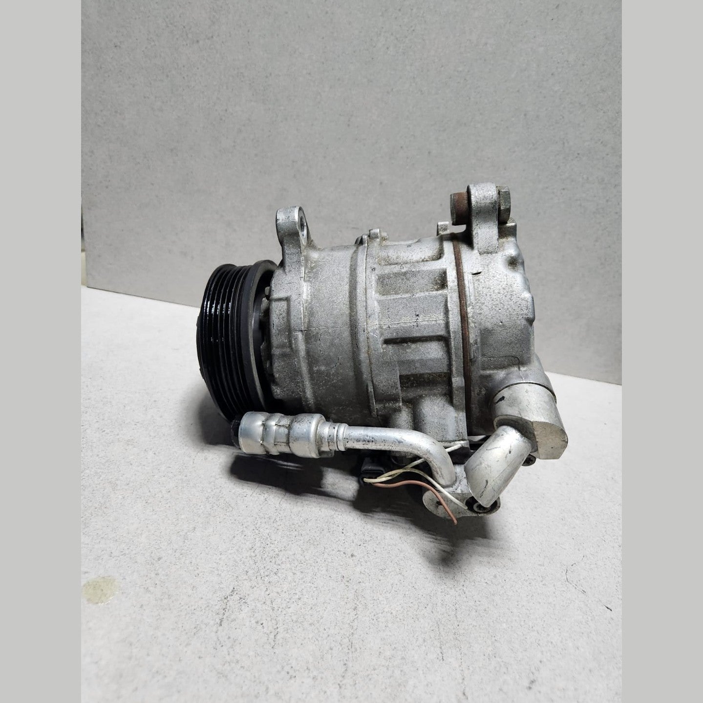2015-2018 BMW X3 Air Conditioning Compressor 9216467 X3 F25