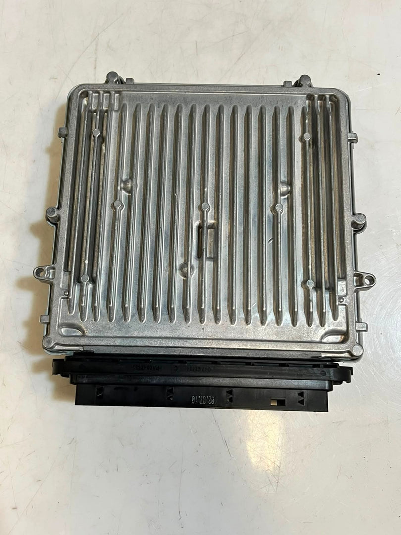 2010 BMW X5 E70 N57 Engine Control Unit ECU DDE ONLY 8506574 OEM