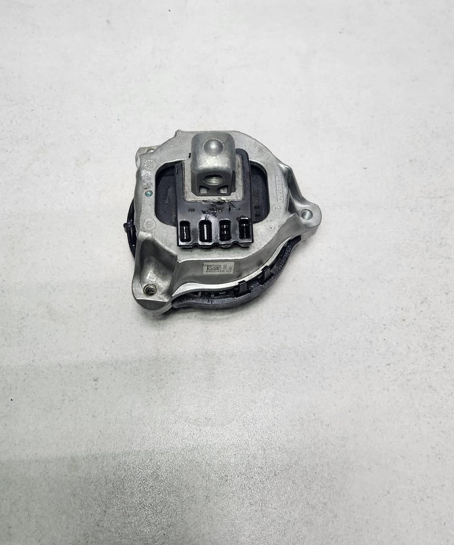 2018-2023 BMW M5 Engine Mount 6860458 M5 F90 7 Series G11 G12 M8 F91 F92 F93