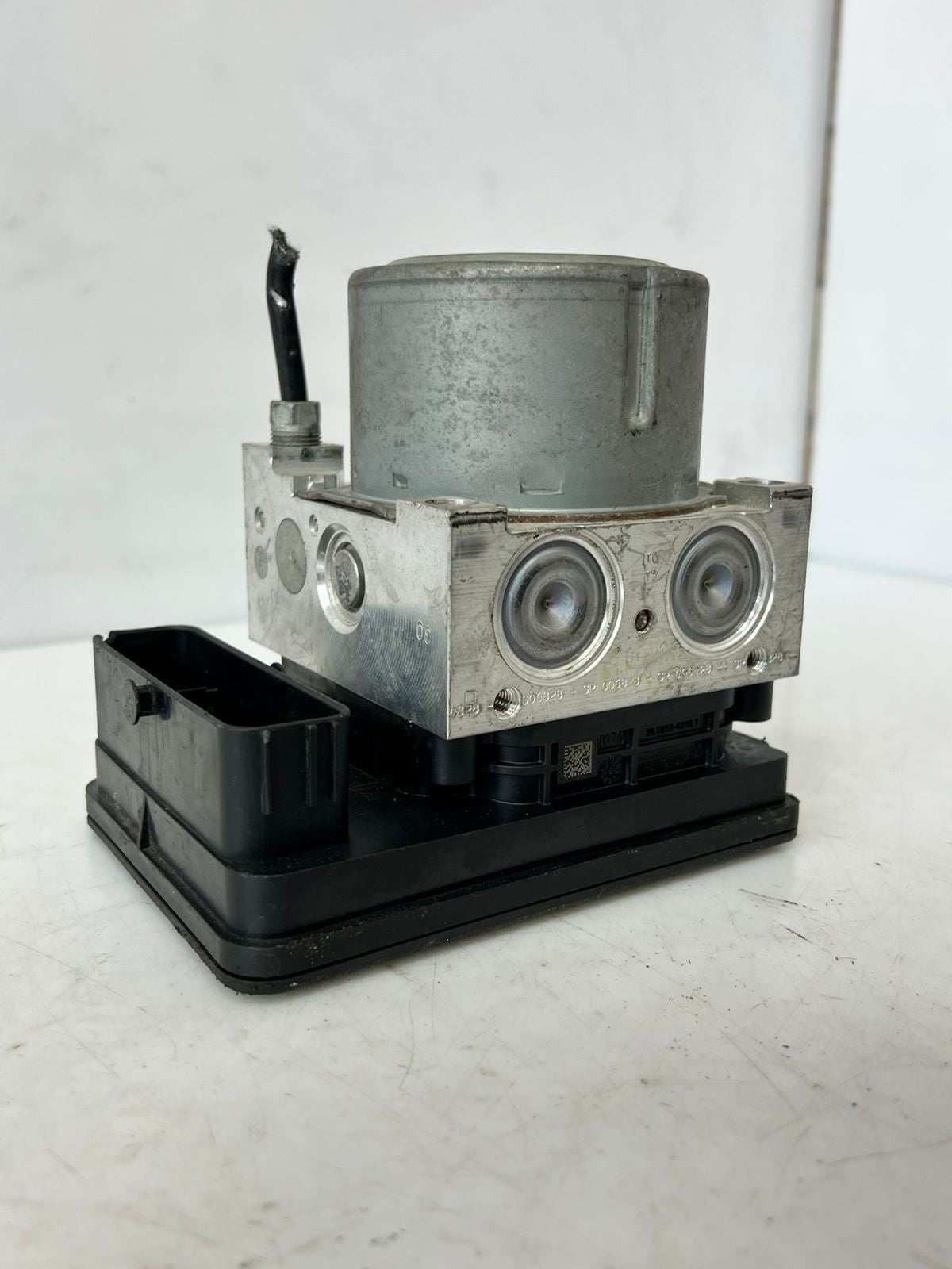 2014-2021 BMW i3 101 LCI Abs Brake Pump Modulator Unit DSC 6896138 OEM