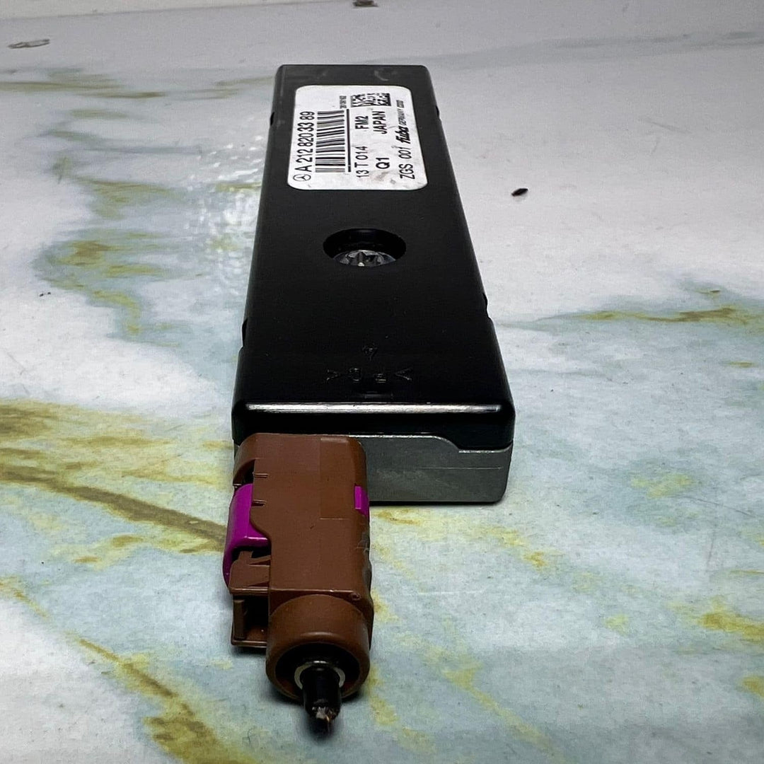 Mercedes Antenna Amplifier A2128203389 E-Class W212 and CLS-Class W218