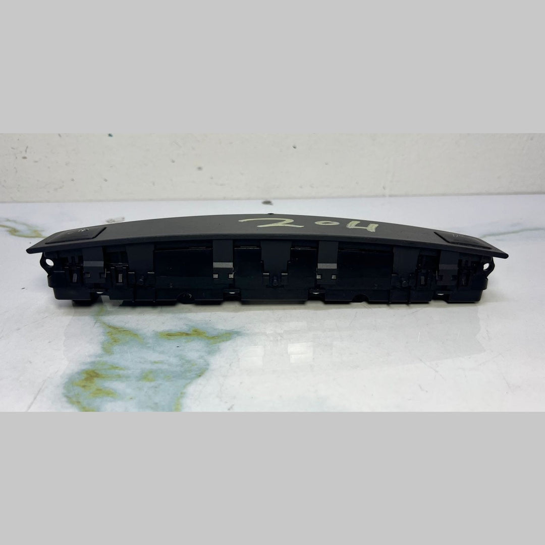 Mercedes Seat Heating Switch A2048705910 2008-2010 C-Class W204