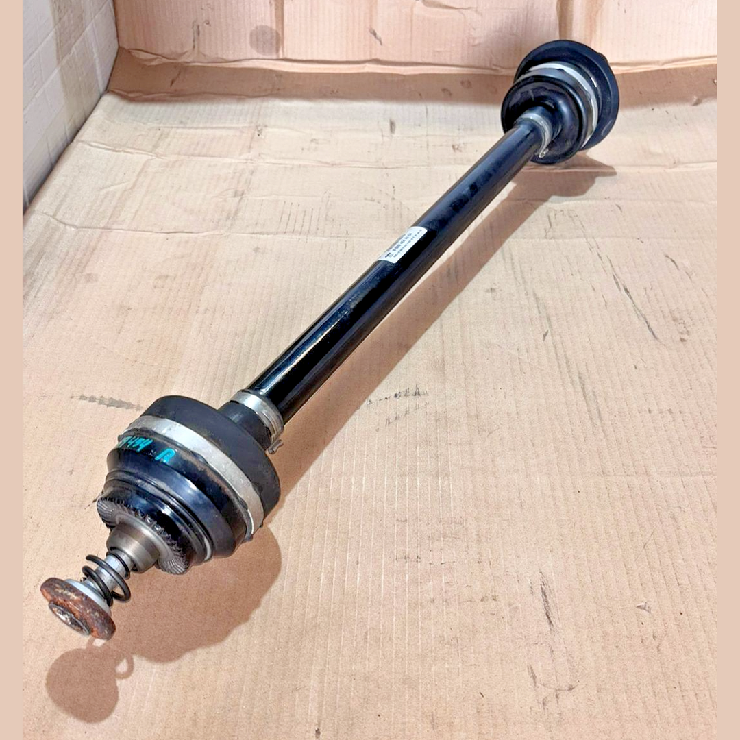 BMW 7 SERIES G11 G12 750IX N63 REAR RIGHT OUTPUT SHAFT DRIVE AXLE  3320- 8639454