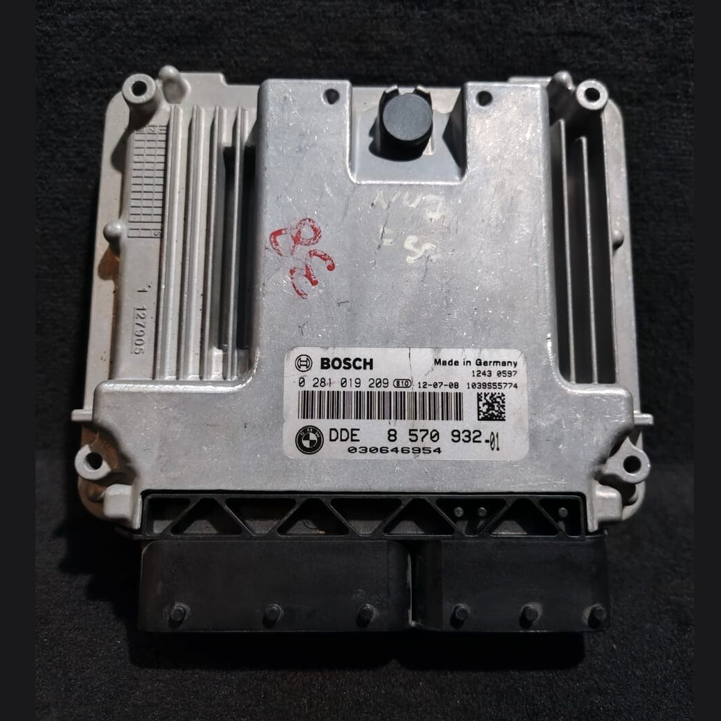 OEM BMW F30 DIESEL 320D 2012 N47 ENGINE CONTROL ECU UNIT ONLY  8570932