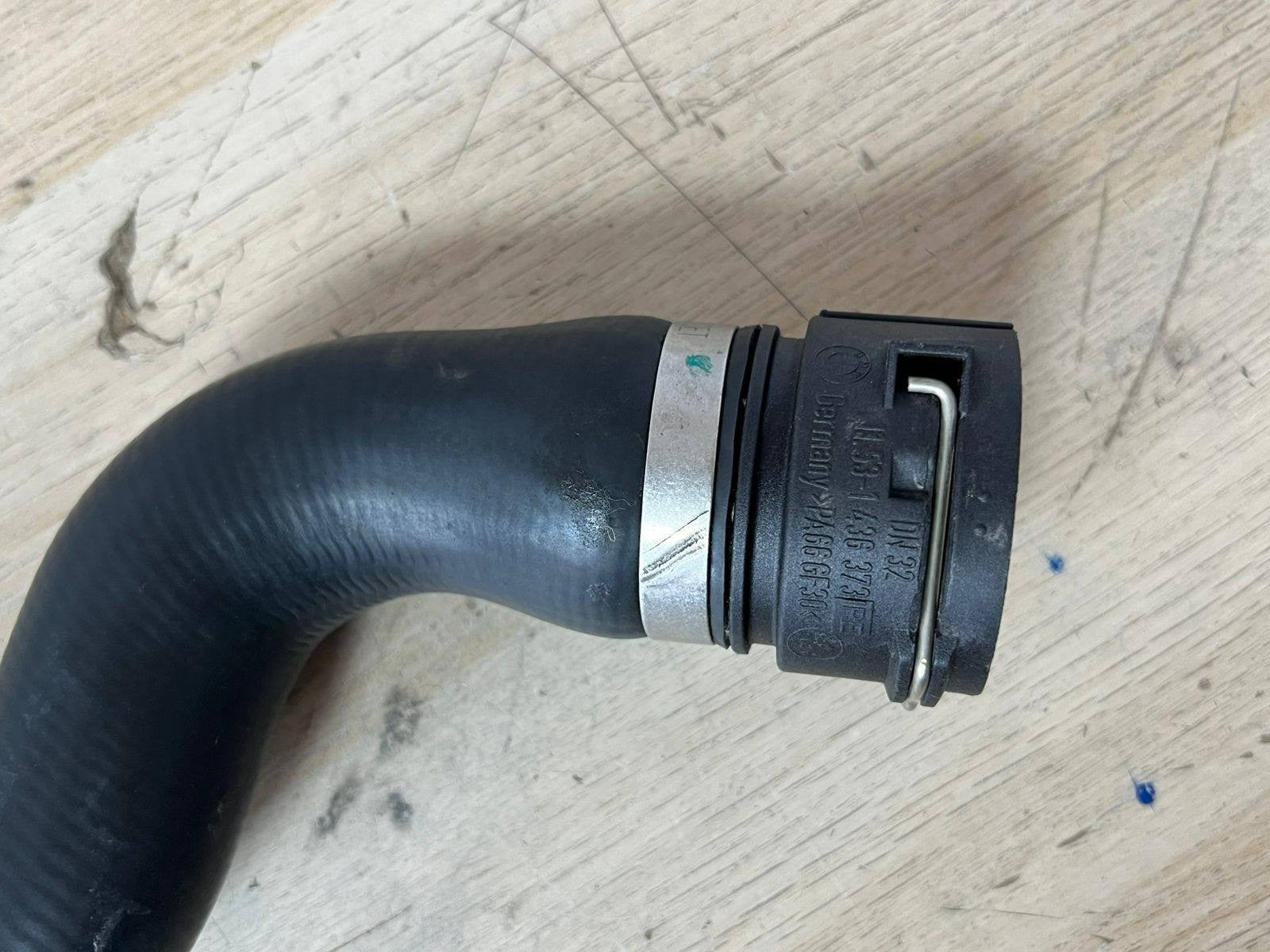 2012-2016 BMW 528i xDrive 528i Upper Radiator Coolant Hose 17127619684 