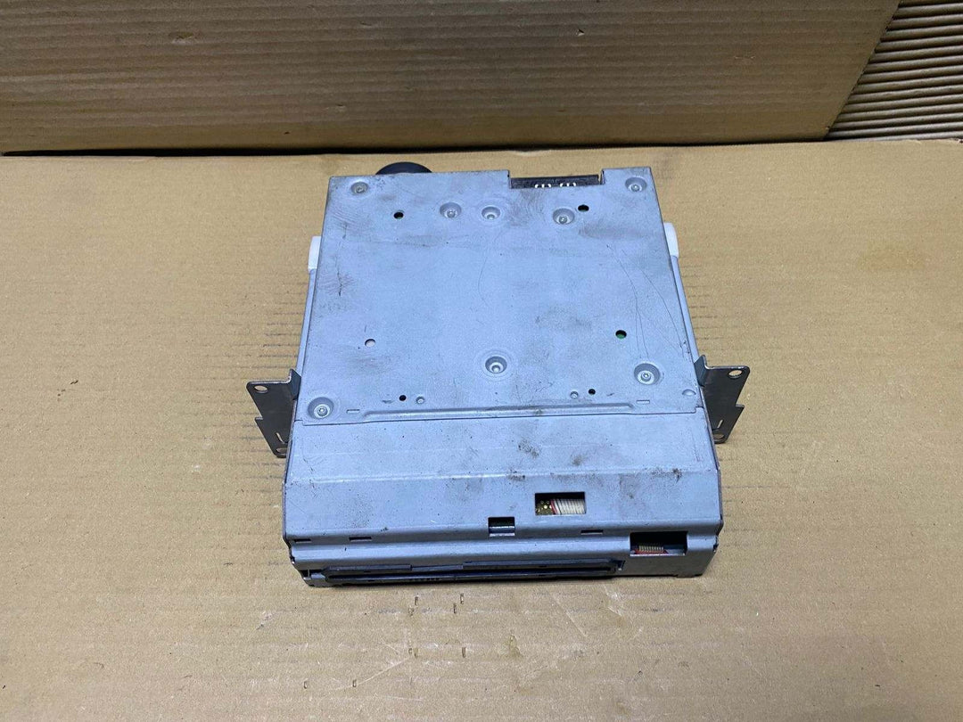BMW Radio Cd Player Head Unit 9177122 X5 E70 and X6 E71
