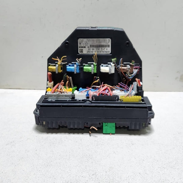 Mercedes-Benz Fuse Box Sam Control Module A2129009905 C-Class W204 and S204