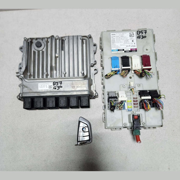 2018 BMW 540D G30 Engine Control Unit DDE 8479100 ECU SET B57 3.0