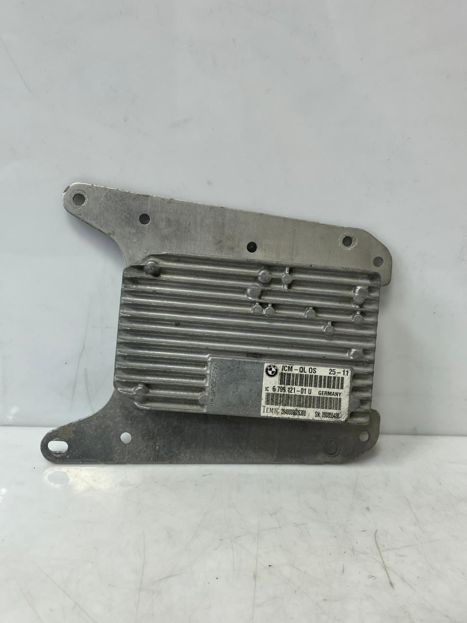 2008-2014 BMW E71 E72 X6 X6M Integrated Chassis Control Module 6799121 OEM