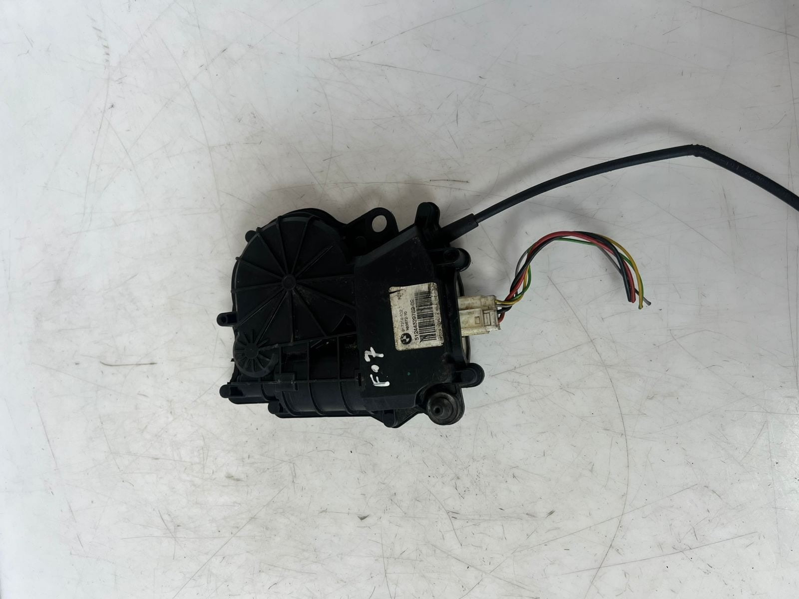 2010 BMW 550i F07 5 Series GT Trunk Lid Soft Close Actuator Motor 4329789 OEM