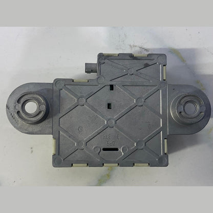 OEM BMW X5 E70 Radio Antenna Amplifier Control Module Unit 6935024