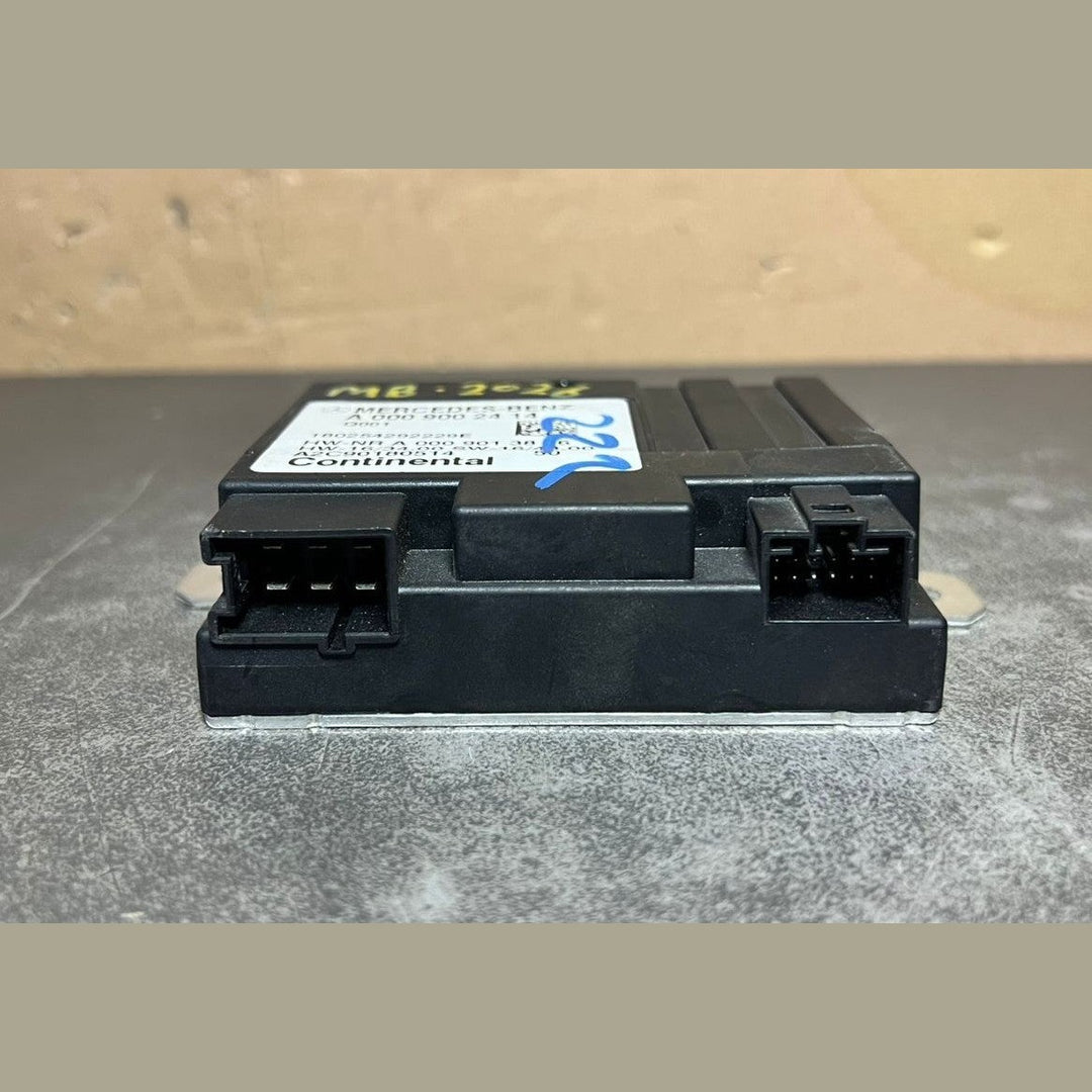 2015-2020 Mercedes S-Class W222 W205 Fuel Pump Control Module A000 9002414 OEM