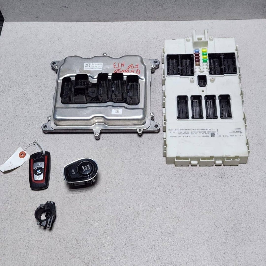 BMW 116i 316i Engine Control Unit Front 8614302 F20 F21 1 Series 116i and F30