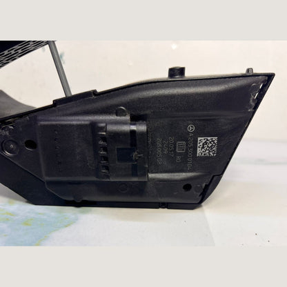 Mercedes-Benz W205 Accelerator Pedal Module A 205 300 01 04