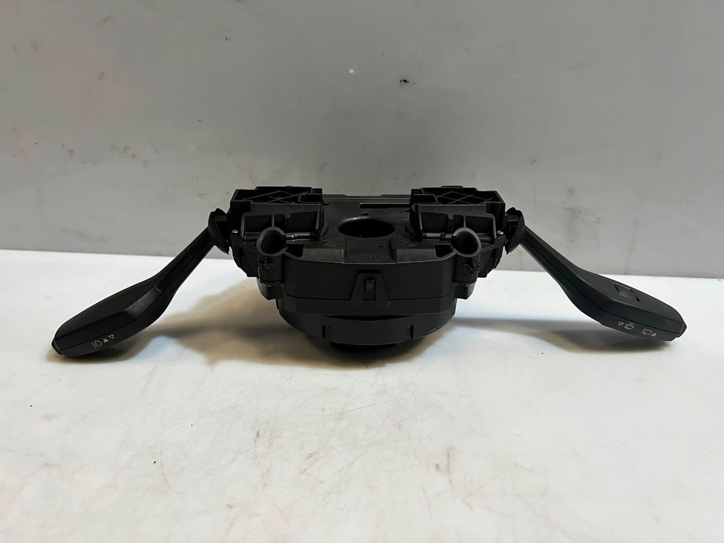 BMW X3 F20 F21 F25 F31 Steering Column WIPER TURN SIGNAL Switch Cluster 9351148