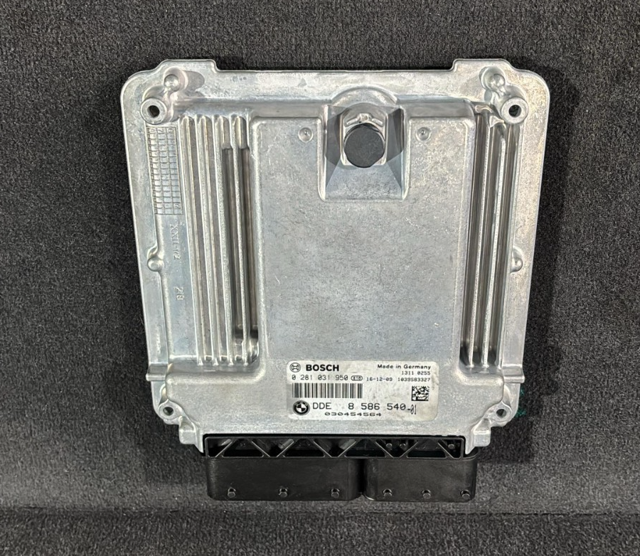 BMW  X5 F15 N57N ENGINE CONTROL UNIT  MODULE  DDE ECU ONLY - 8586540