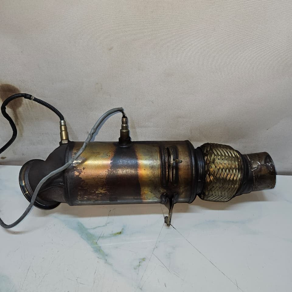 2010-2017 BMW 5 Series 535i F10 &other N55 Models Catalytic Converter7599198 OEM