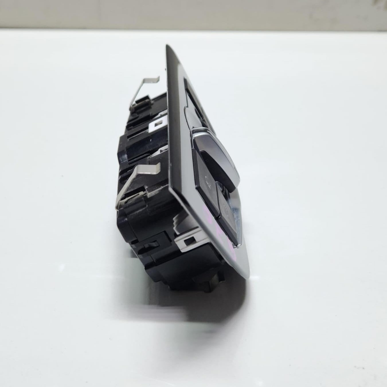 2016 BMW 528i Headlight Switch 6841883 5 Series G30 G31 OEM 