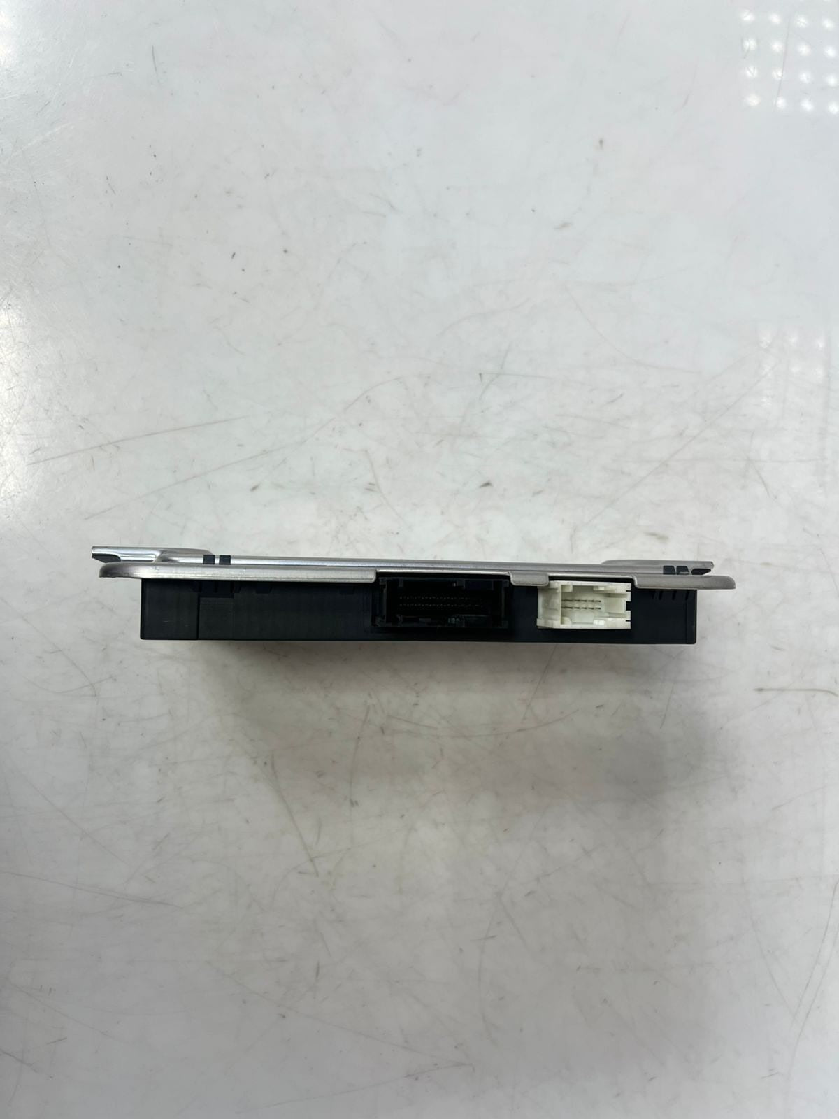 2011-2015 BMW F01 F02 740i 750i FRM3 Footwell LED Control Module 9285930 OEM