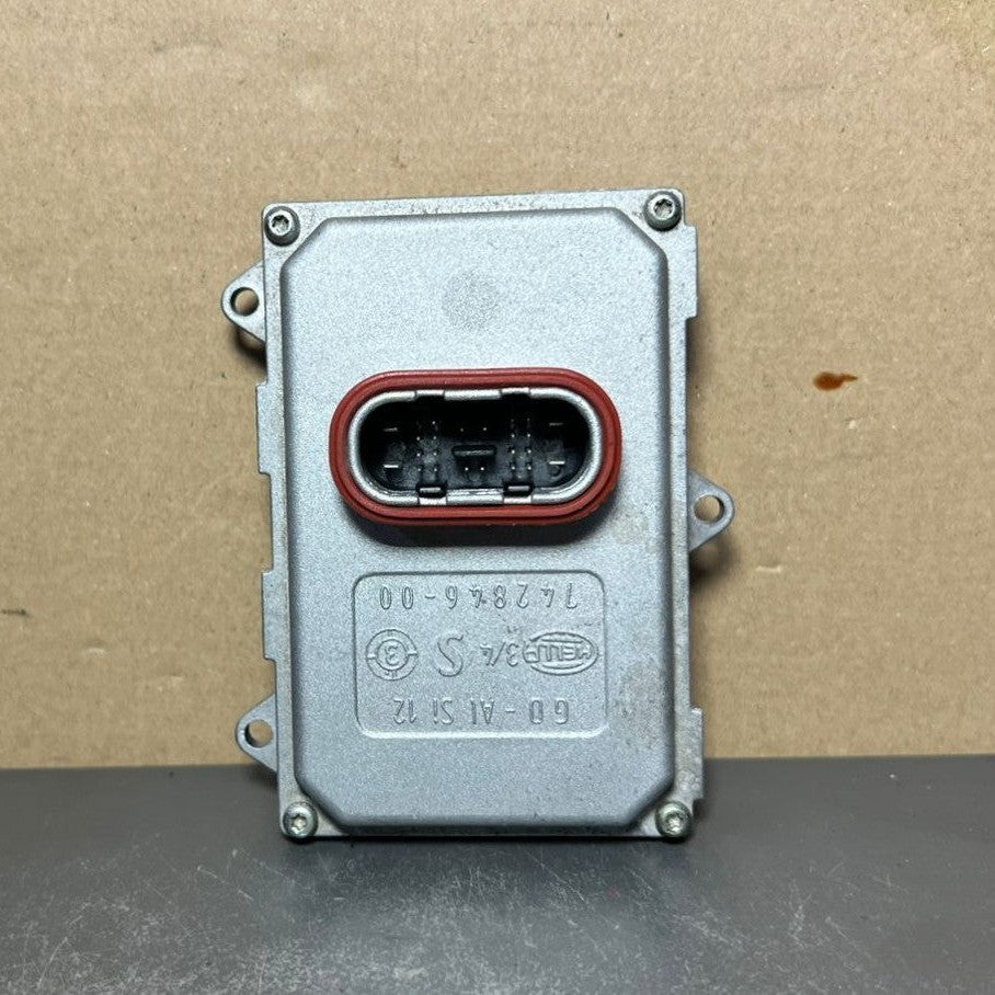 Mercedes W211 E350 Xenon Light Headlight Control Module Unit A003 8205826 OEM
